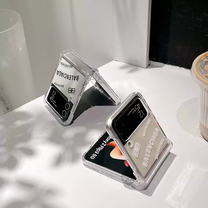 バレンシアガ風アウトドア高校生軽量iphone17promaxケースブランドBalenciagaスマホケース