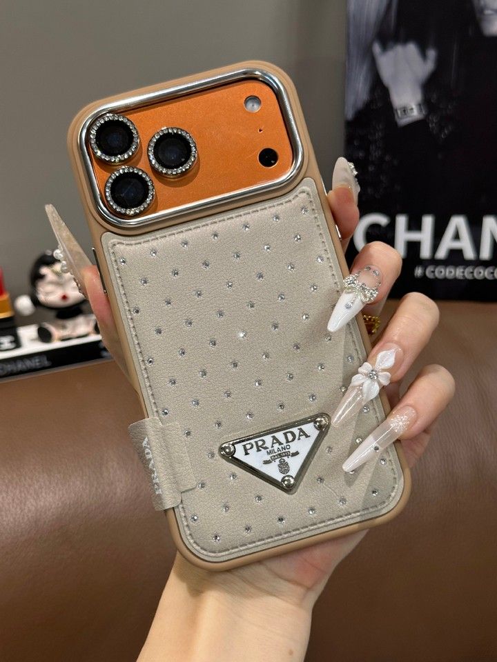 プラダ風おすすめ芸能人高品質iphone15ケースブランドPRADAスマホケース