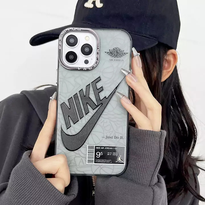 かわいいレディースキラキラナイキiphone17ケースブランド