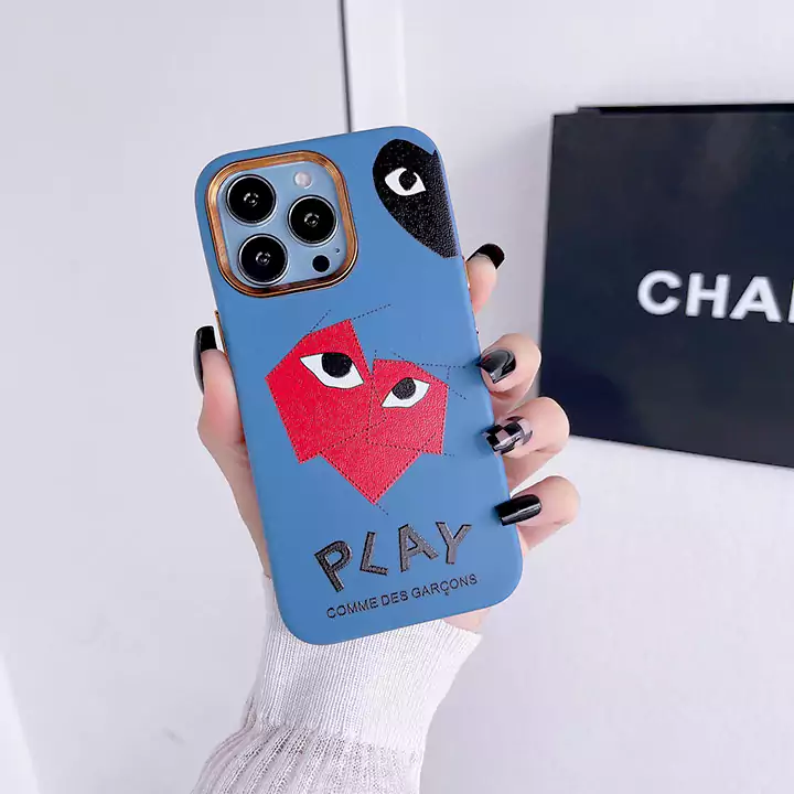 コムデギャルソン風おすすめ芸能人高品質iphone15ケースブランドCDGスマホケース