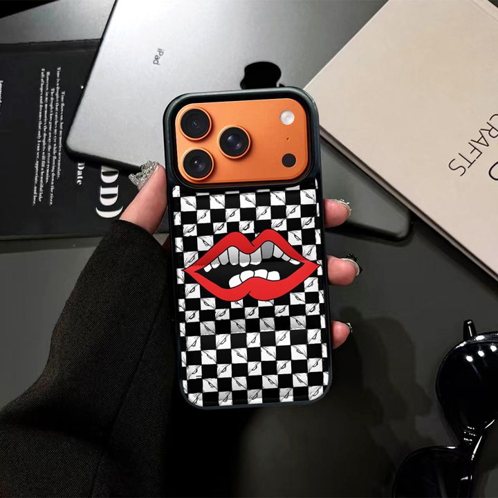 クロームハーツ風面白い高校生傷防止iphone17promaxケースブランドCHスマホケース