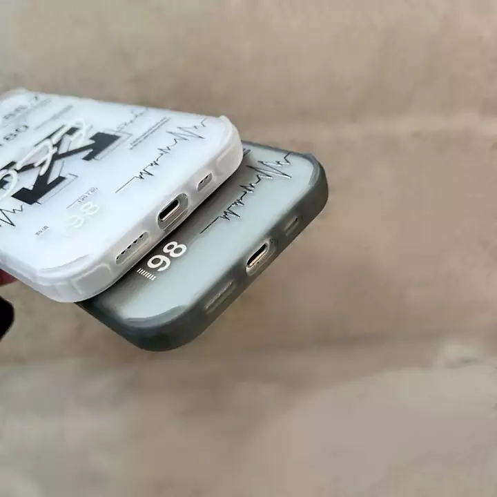 iphone16 pro ケース オフホワイト ハイブランド スマホケース かわいい メンズ 高品質