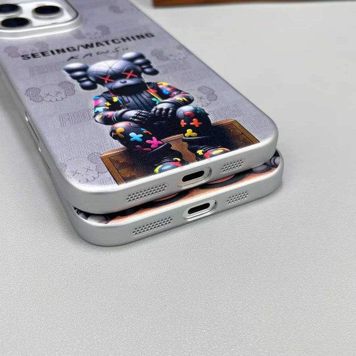 カウズ風安いレディース新発売iphone16promaxケースブランドkawsスマホケース