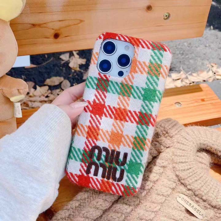 おしゃれな芸能人耐衝撃ミュウミュウ風iphone17proケースブランドmiumiuスマホケース