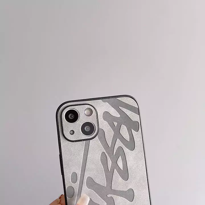iphone15 pro ケース ステューシー ハイブランド 携帯ケース おしゃれ 芸能人 耐衝撃