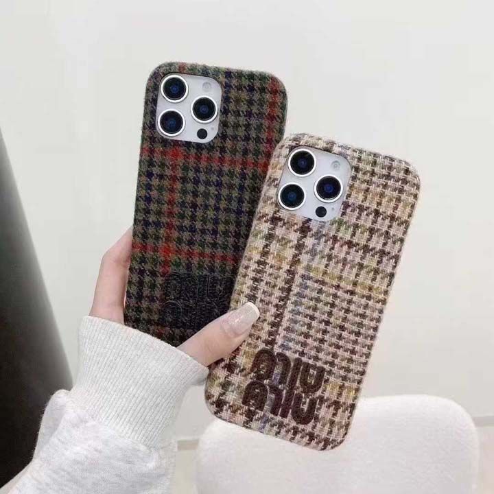 ミュウミュウ風面白いカップル黄ばみ防止iphone15ケースブランドmiumiuスマホケース
