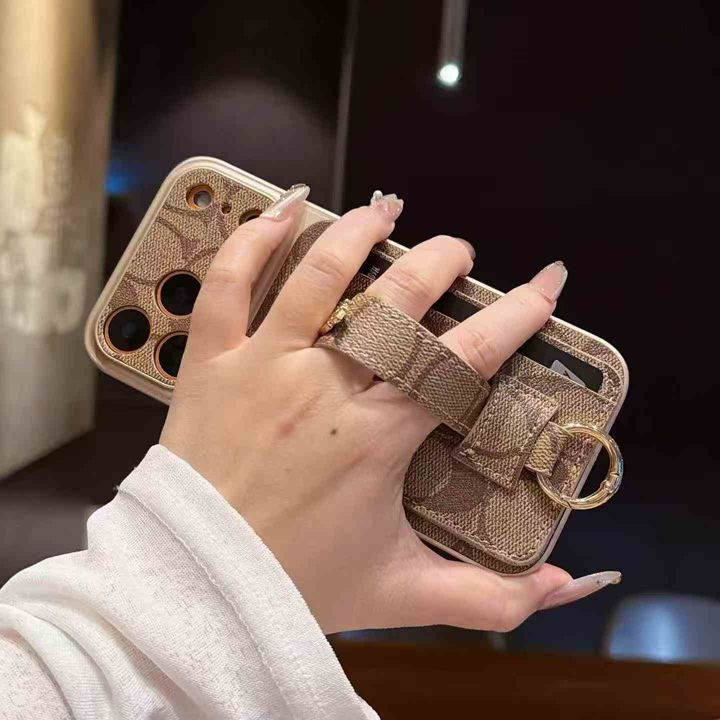 コーチ風かっこいいメンズ薄型iphone18proケースブランドcoachスマホケース