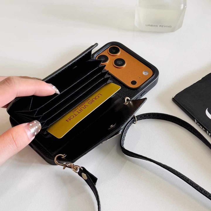 人気メンズ高級感プラダ風iphone16proケースブランドPradaスマホケース