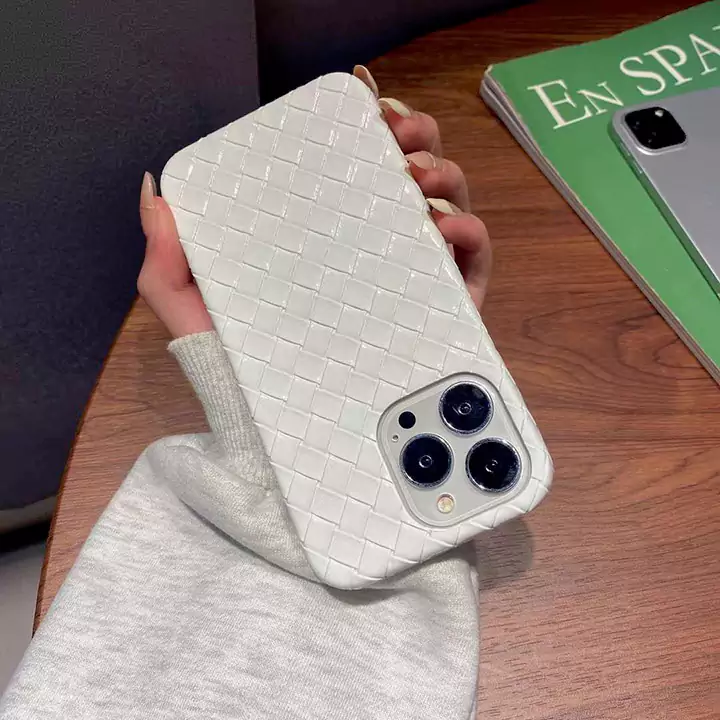 シンプル大人防塵ボッテガヴェネタ風iphone17proケースブランドBVスマホケース