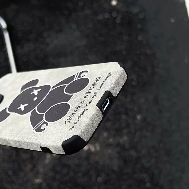 ベアブリック風おしゃれ芸能人衝撃吸収iphone15ケースブランドbearbrickスマホケース