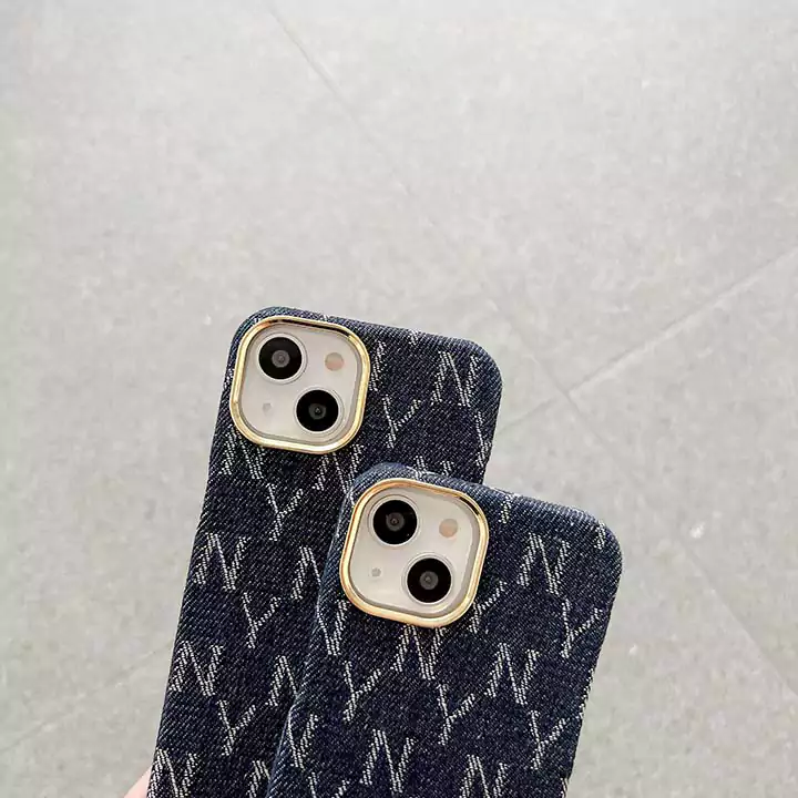 NY風アウトドア高校生軽量iphone17promaxケースブランドスマホケース
