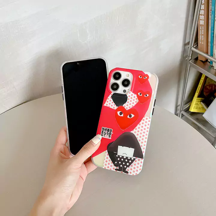 コムデギャルソン風面白い高校生傷防止iphone17promaxケースブランドCDGスマホケース