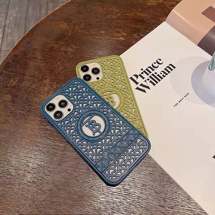 iphone11 ケース バーバリー ブランド カバー おしゃれ 芸能人 頑丈