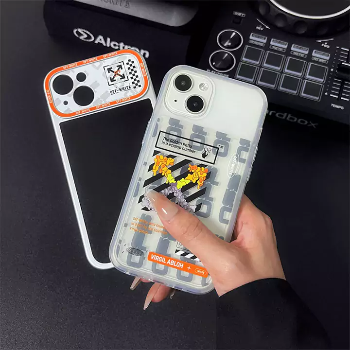 iphone16 plus ケース オフホワイト ブランド スマホケース おしゃれ 芸能人 頑丈
