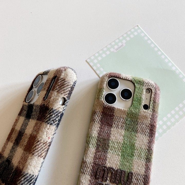 ミュウミュウ風人気芸能人衝撃吸収iphone15ケースブランドmiumiuスマホケース