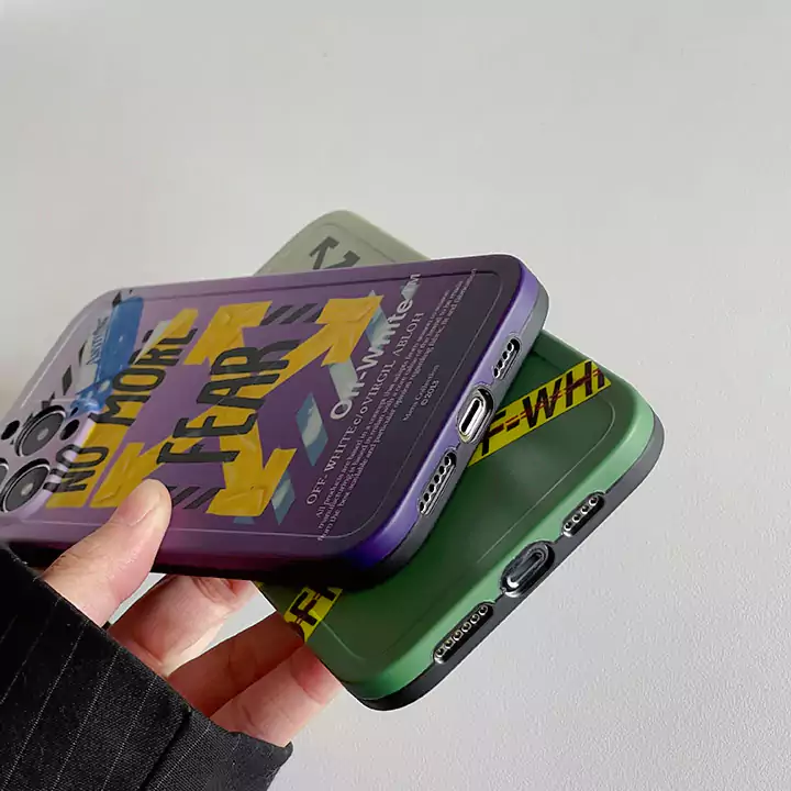 iphone11 携帯ケース オフホワイト ブランド おしゃれ 芸能人 頑丈