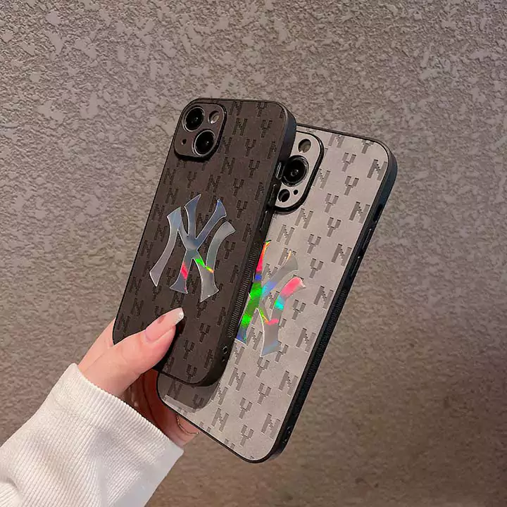 NY風かっこいいメンズ薄型iphone17ケースブランドスマホケース