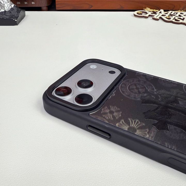 iphone16 pro max ケース Chrome Heart風 おしゃれ アウトドア