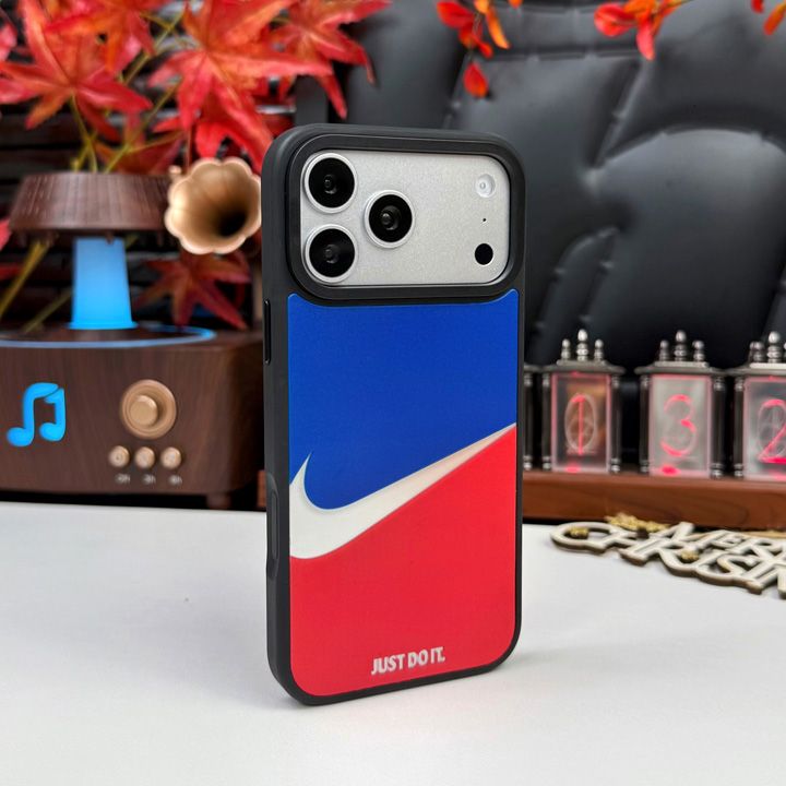 iphone18 pro max ケース ナイキ風 アウトドア 流行り