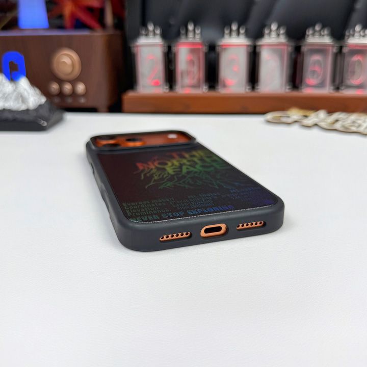 iphone17 pro max ケース The North Face風 アウトドア ストリート