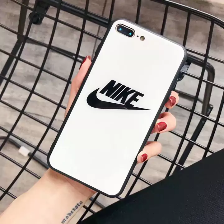 かっこいいメンズ薄型ナイキiphone17proケースブランド