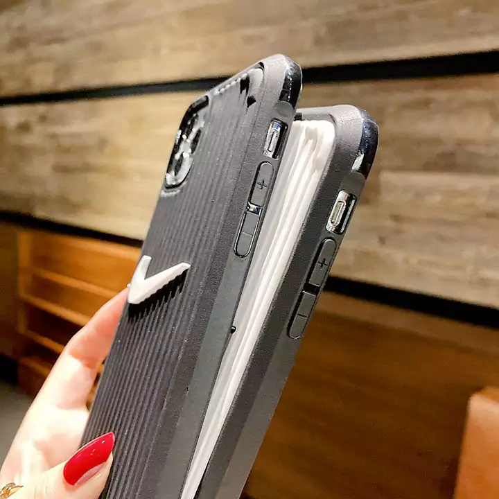 ナイキおしゃれ芸能人衝撃吸収iphone15ケースブランド