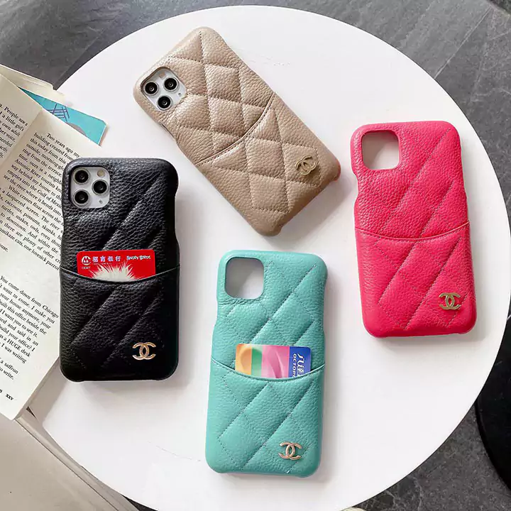 iphone17 ケース シャネル風 カード収納 流行り 大人