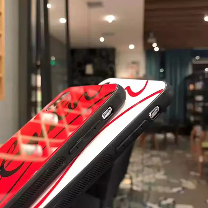 iphone15 pro max ケース クリスチャンルブタン風 おしゃれ