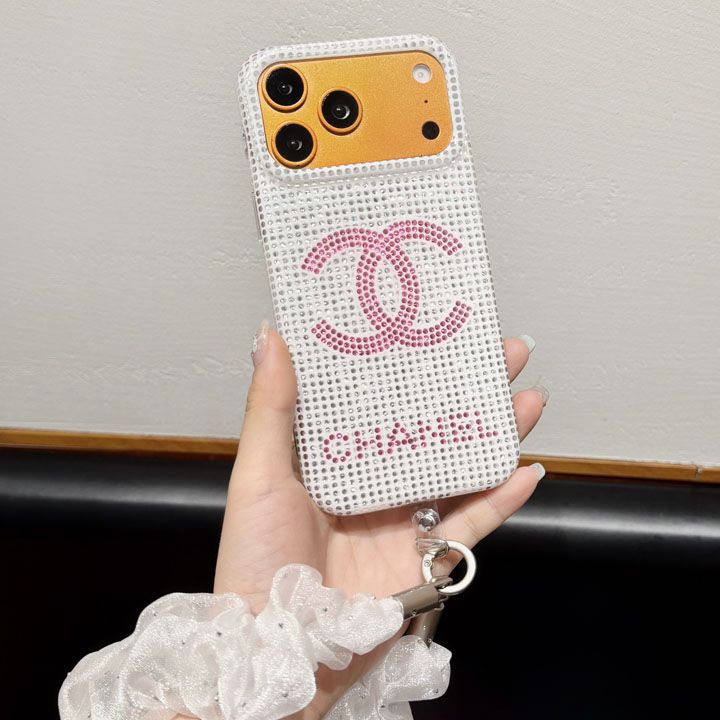 シャネル人気芸能人キラキラiphone16proケースブランド
