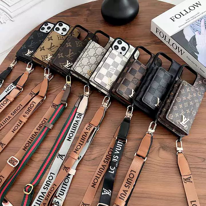 iphone15 ケース ルイ ヴィトン風 カード収納 人気 芸能人