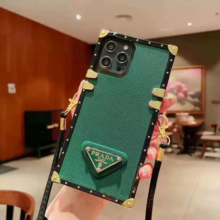 プラダおすすめ芸能人高品質iphone15ケースブランド