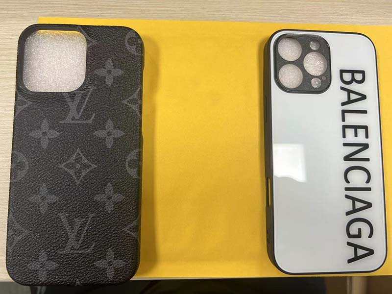 iPhone16/16Pro ケース バレンシアガ ブランド おしゃれ 男女兼用
