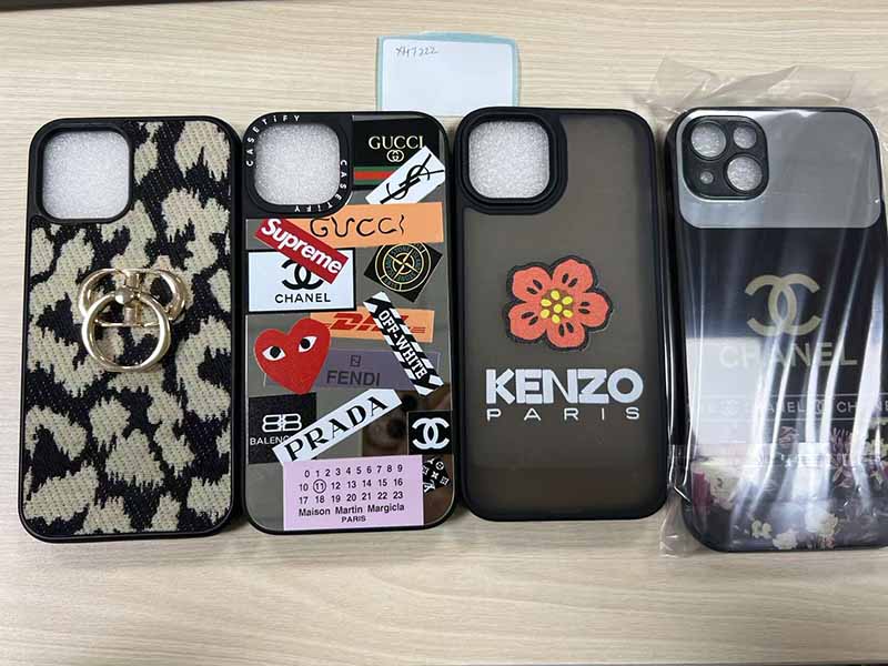 iPhone14 ケース オフホワイト ブランド