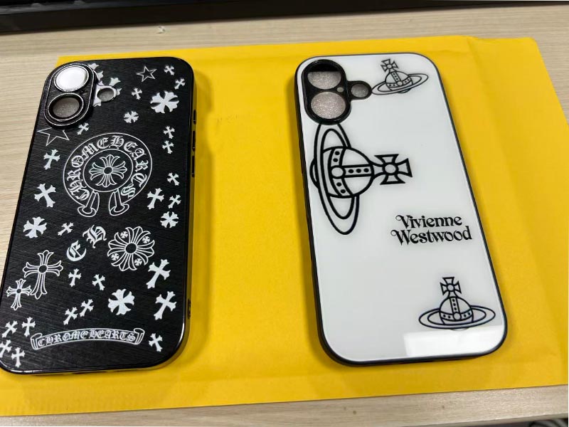1786617392665187.jpg ヴィヴィアン iPhone17、クロームハーツ スマホケース 無料
