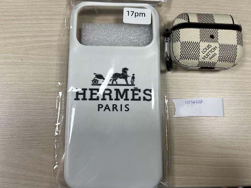 1786704569260299.jpg エルメス風 iPhone17 Pro Max ケース、イヤホンケース無料