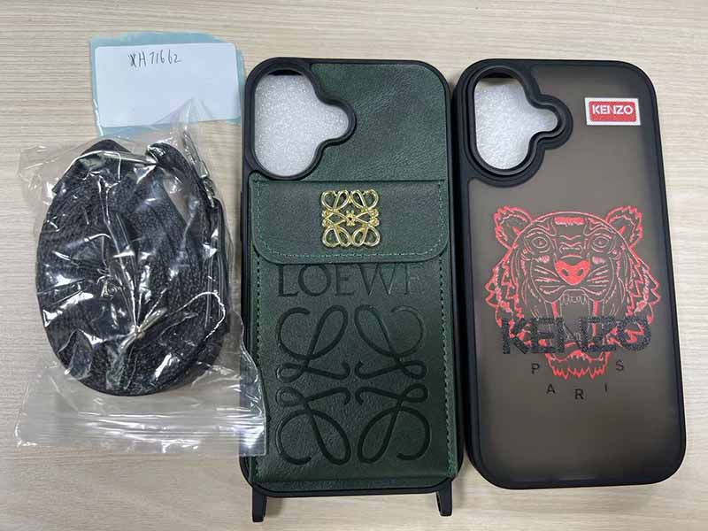  iPhone16 ケンゾー、ロエベ  携帯ケース ブランド