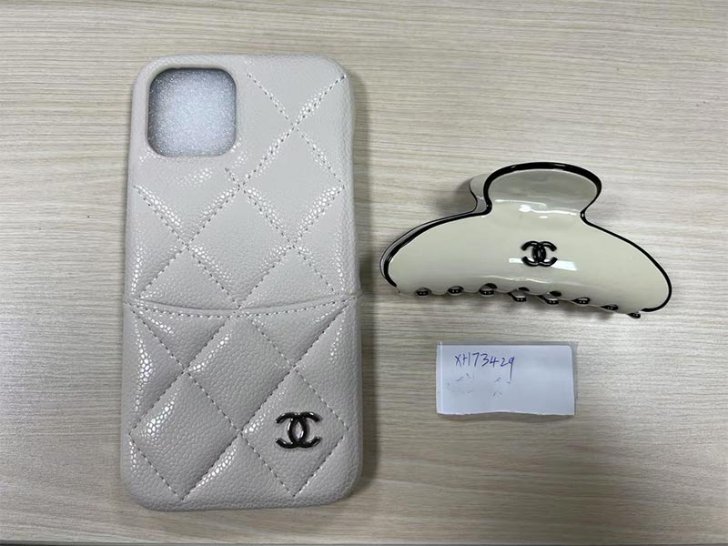 シャネル風 Phone12 Pro Max ケース