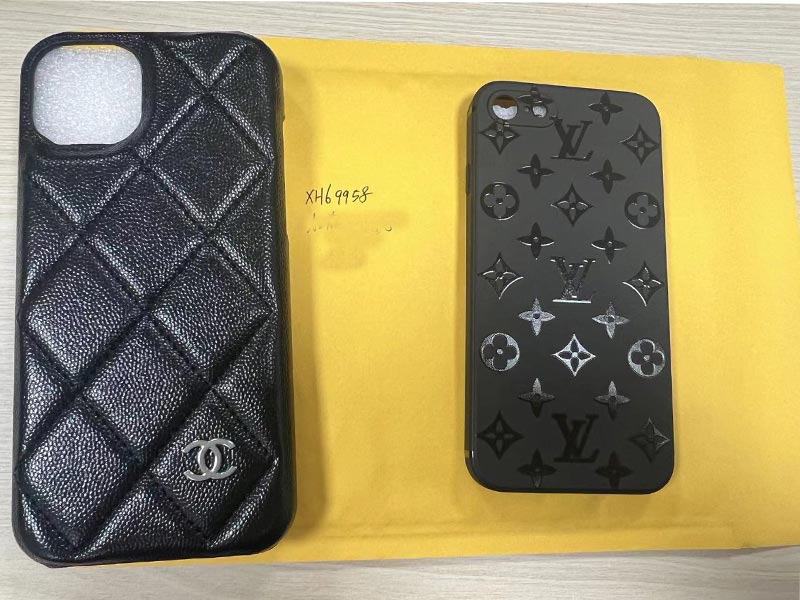 1787213196377586.jpg iPhone14 Plus ケース シャネル風黒シボ ブランド
