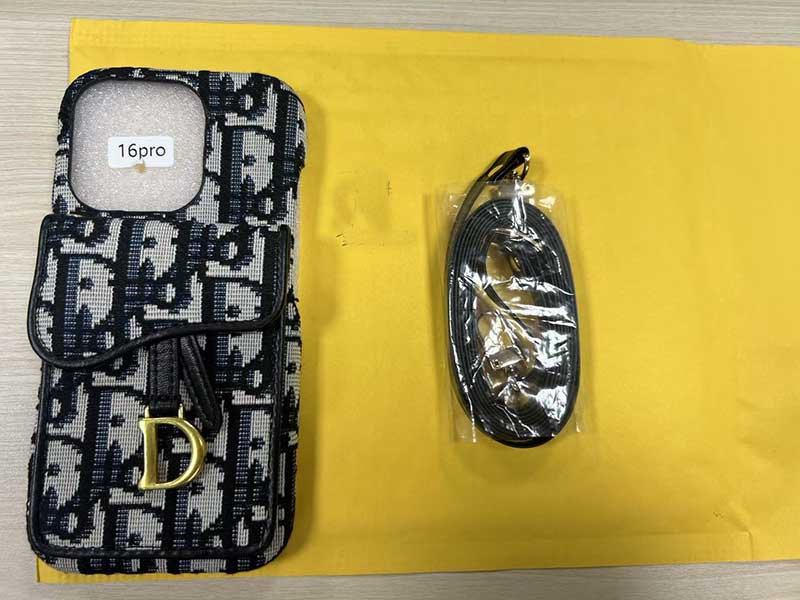 1787453949665910.jpg iPhone16Pro ケースディオール風生地柄カード収納ショルダー付き