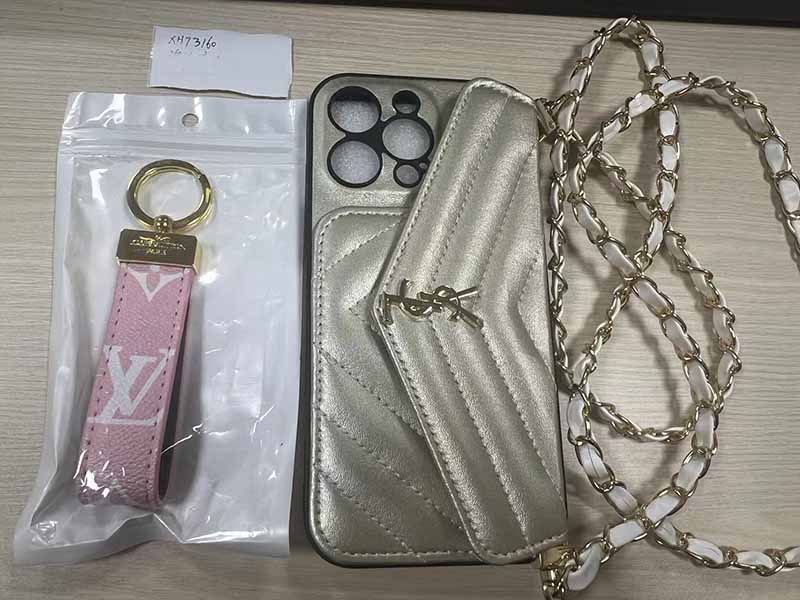 1788062202141527.jpg iPhone16 Pro Max ケース イヴサンローラン風 ゴールド キルティング カード収納付き