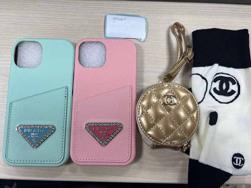 23-SC22080210-70417-iPhone15.jpg