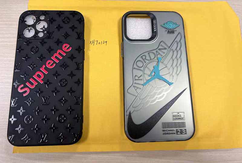 iPhone12 Pro ケース ジョーダン風 高校生